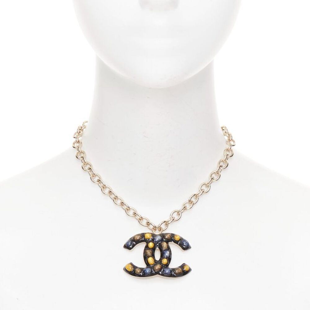 Chanel glassbead gold hardware CC charm necklace